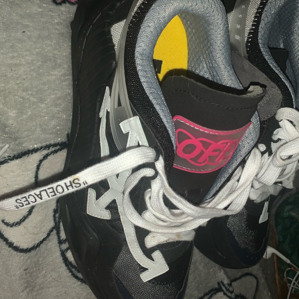 Off white ODSY 1000